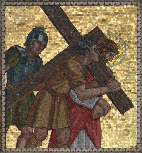 555px-Simon_of_Cyrene_helps_Jesus_carry_His_cross_001